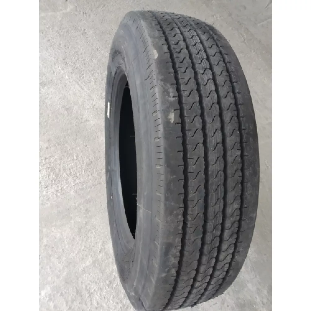 Грузовая шина 255/70 R22,5 Long March LM-120 16PR в Самаре